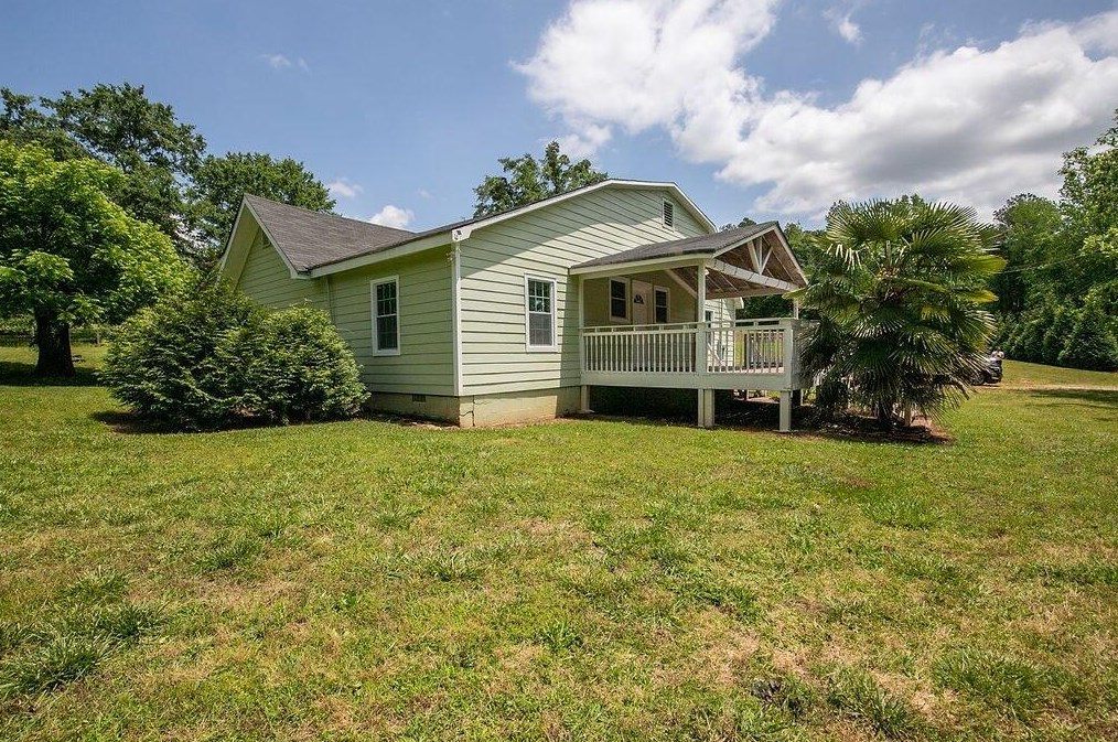 375 Dutchman Rd, Griffin, GA 30223-6692