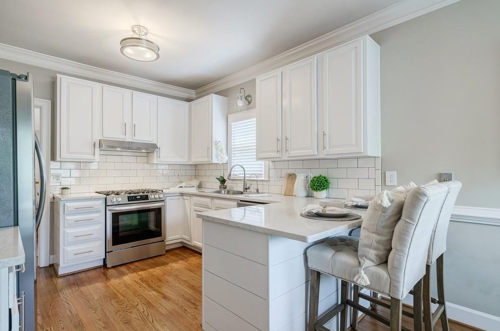 883 Heritage Pl, Decatur, GA 30033-4109