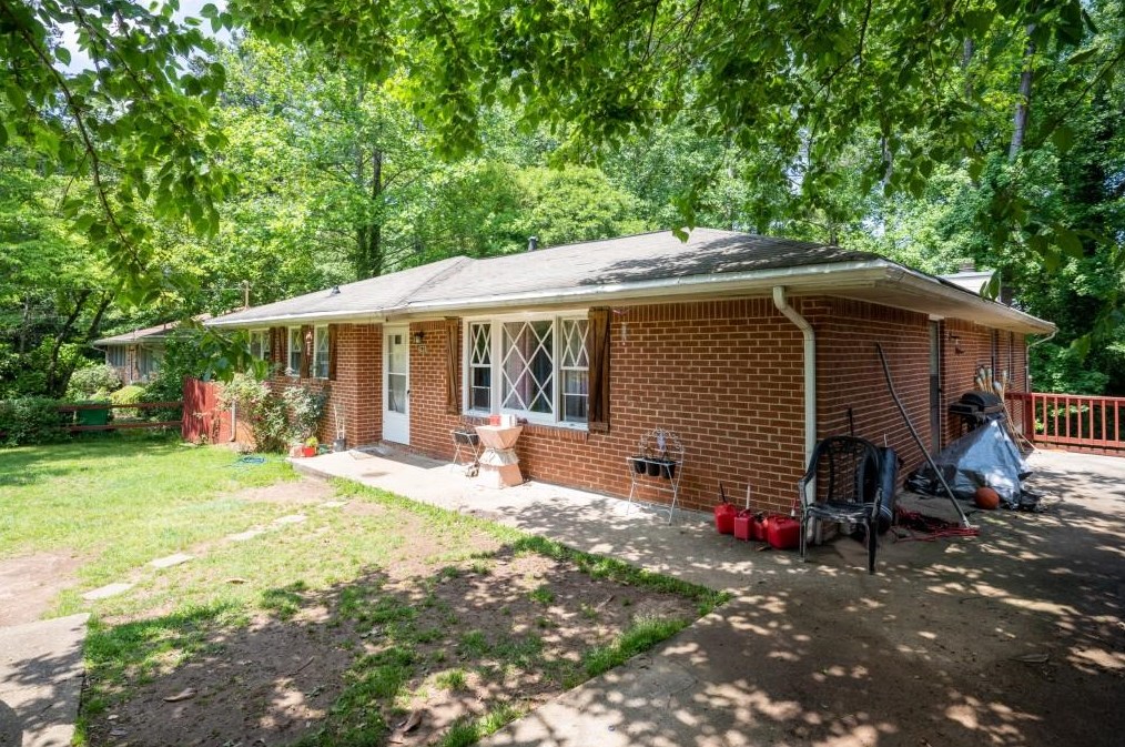4228 Rockbridge Heights Dr, Stone Mountain, GA 30083