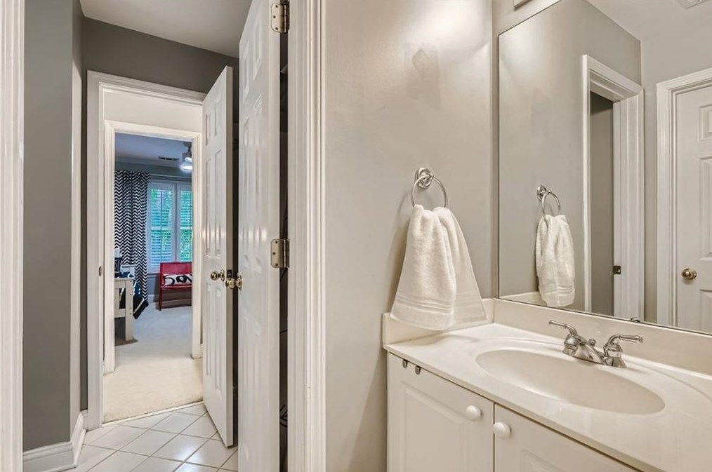 1675 Reserve Way, Decatur GA  30033-1542 exterior