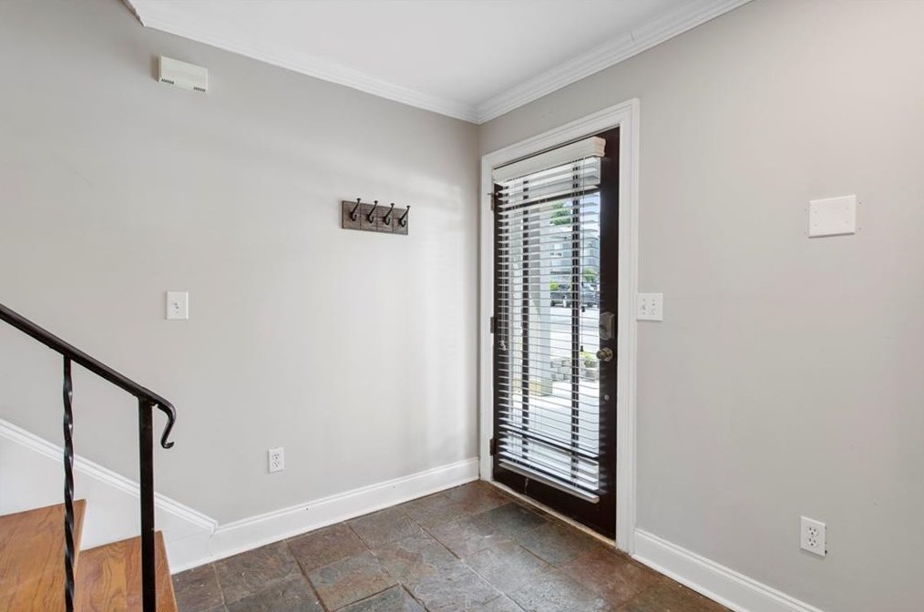 141 Rondak Cir, Smyrna GA  30080-4593 exterior