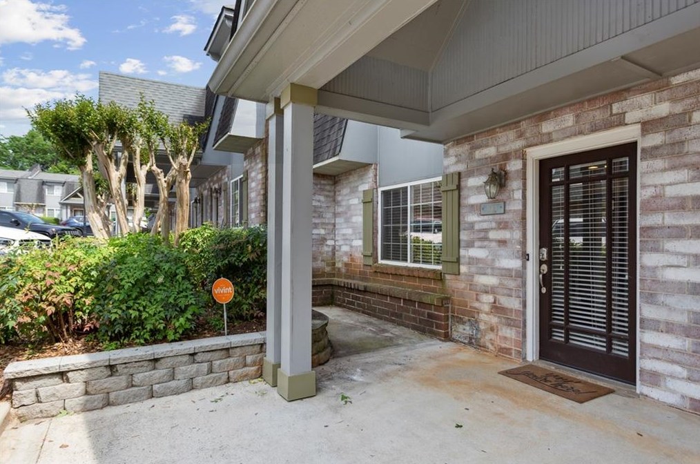141 Rondak Cir, Smyrna GA  30080-4593 exterior