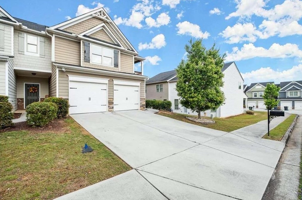 3010 Frederica Ct, Douglasville, GA 30135-9259