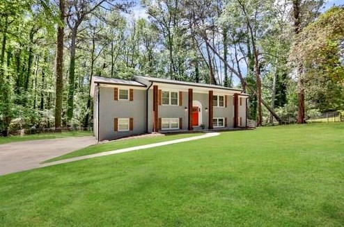 4127 Durham Cir, Stone Mountain, GA 30083