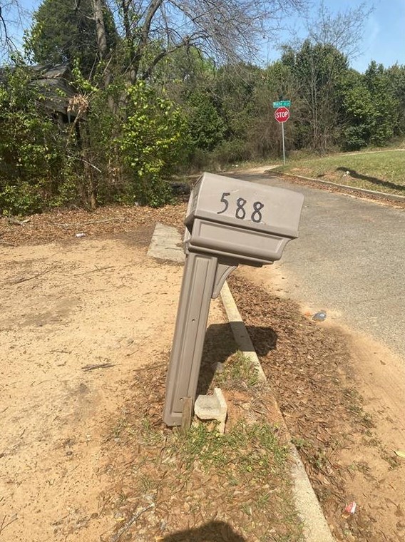 588 Hatcher Pl, Macon GA  31206-2106 exterior