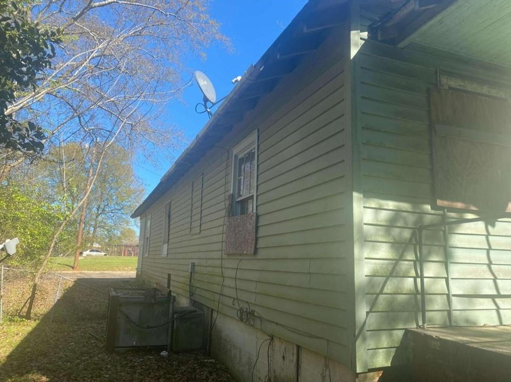 588 Hatcher Pl, Macon GA  31206-2106 exterior