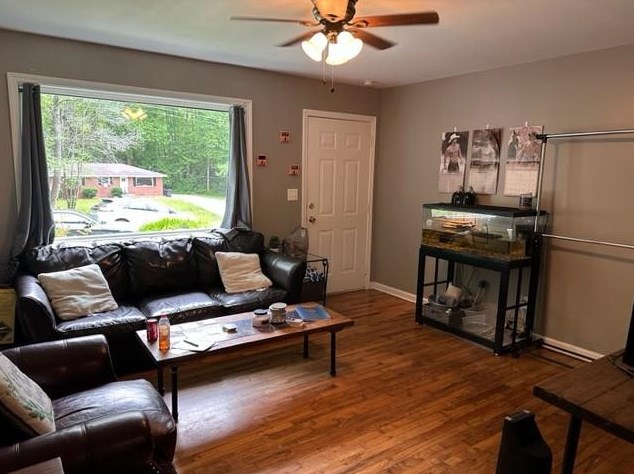 28 Carpenter Ln, Dahlonega, GA 30533