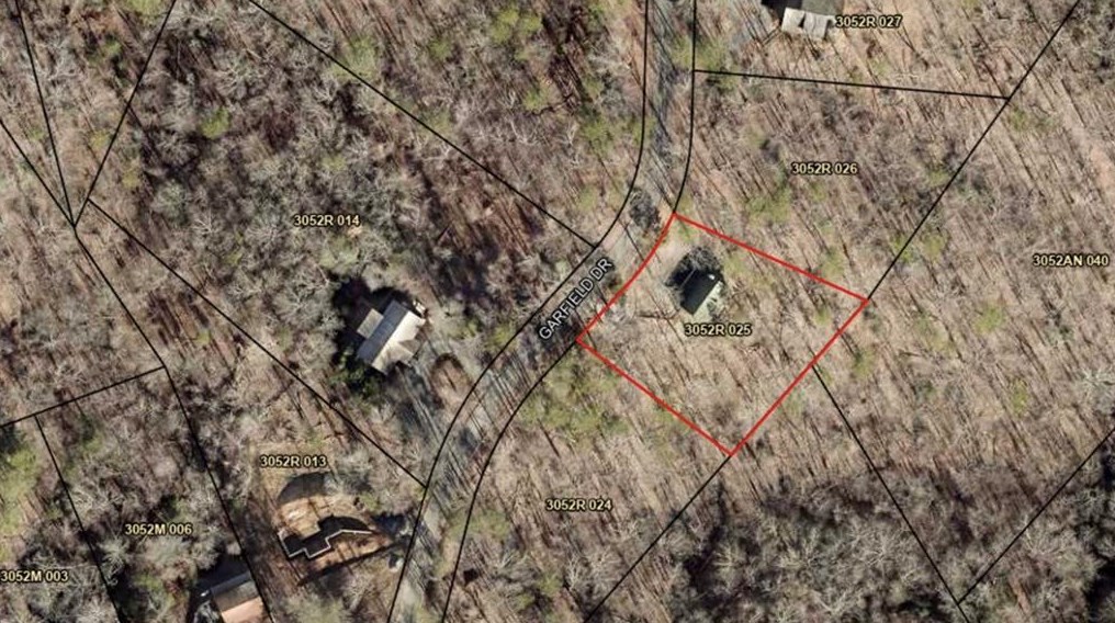 66 Garfield Dr, Ellijay, GA 30540