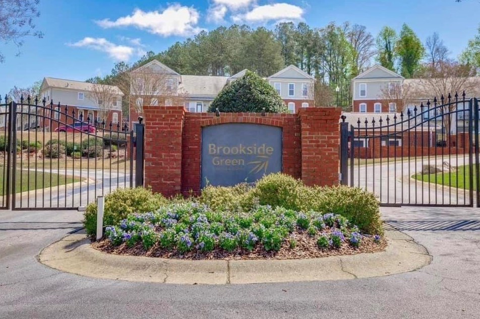 5999 Brookside Oak Cir, Norcross, GA 30093