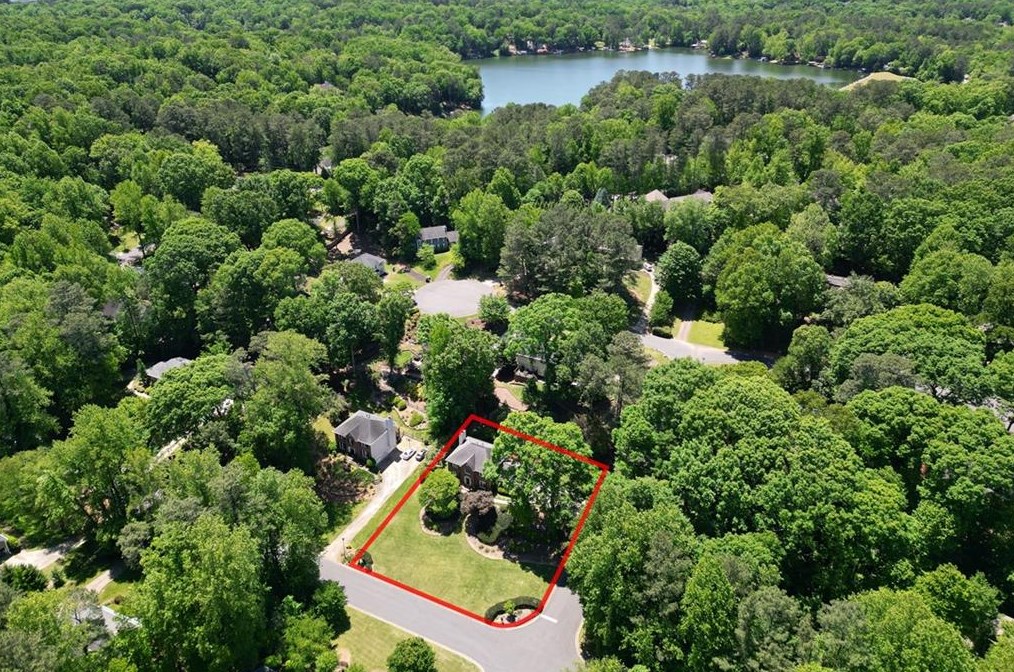3692 Frederica Rd, Duluth, GA 30096