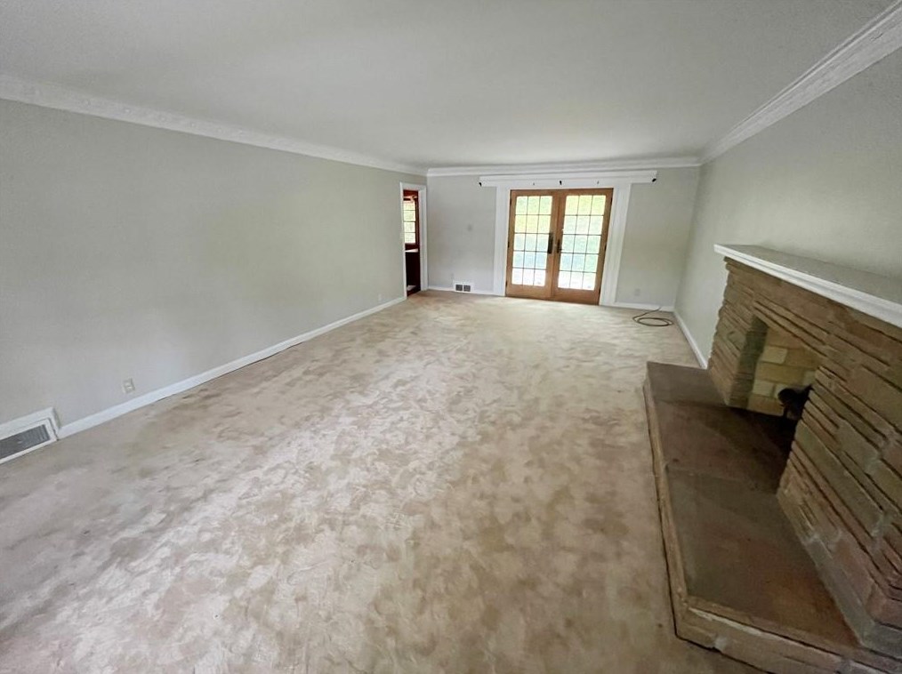 34 Williams St, Winder, GA 30680-2288