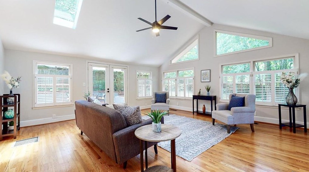 905 Homewood Ct, Decatur GA  30033-4202 exterior