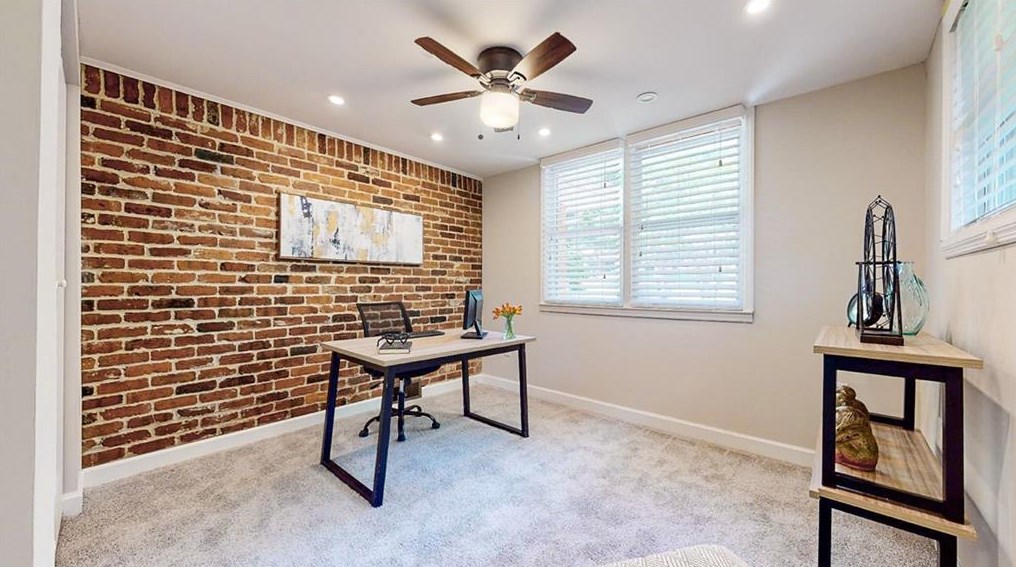 905 Homewood Ct, Decatur GA  30033-4202 exterior