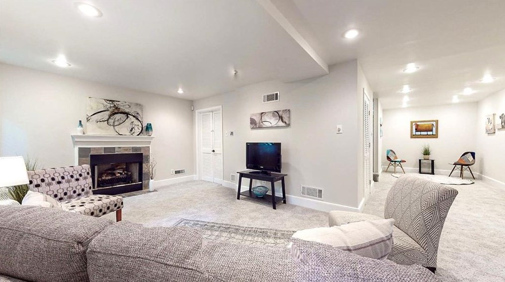 905 Homewood Ct, Decatur GA  30033-4202 exterior