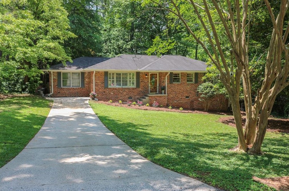 905 Homewood Ct, Decatur GA  30033-4202 exterior