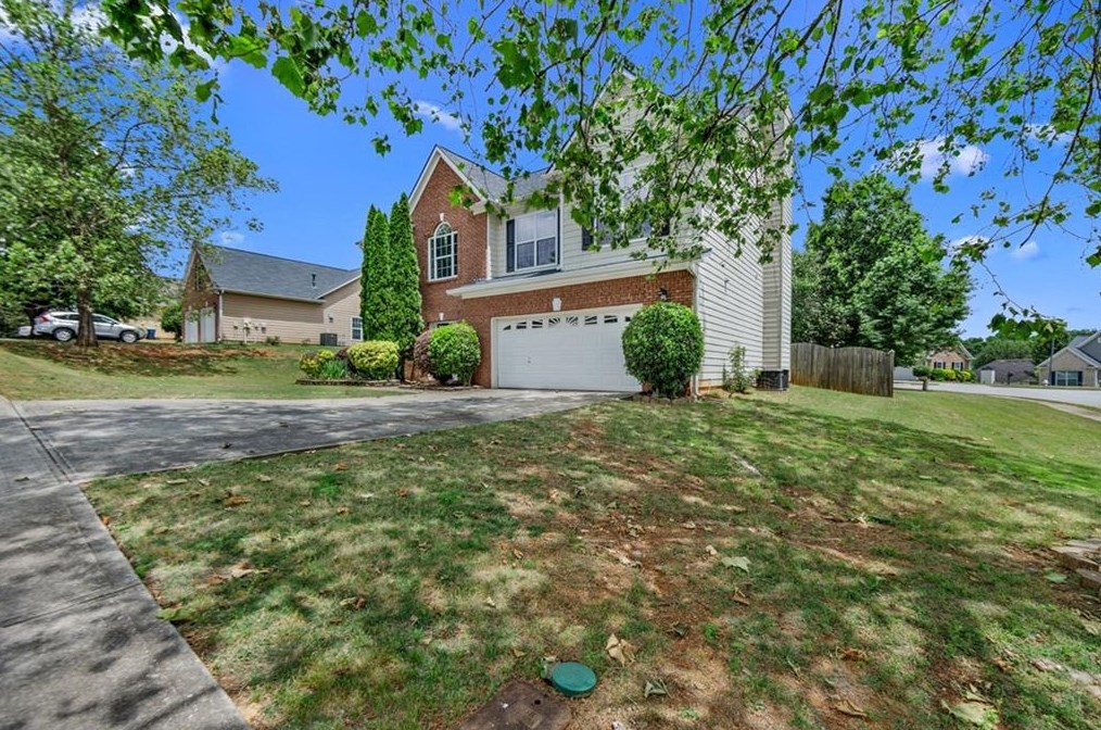 871 Charles Hall Dr, Dacula, GA 30019