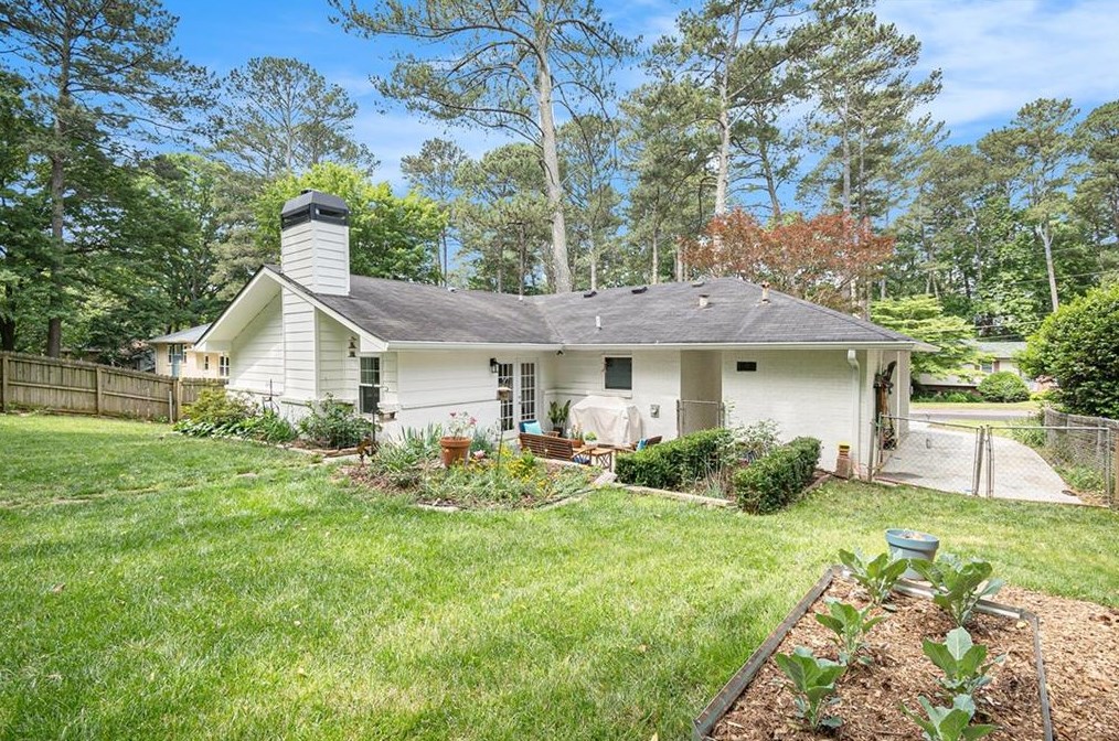 1353 Talcott Pl, Decatur GA  30033-3112 exterior