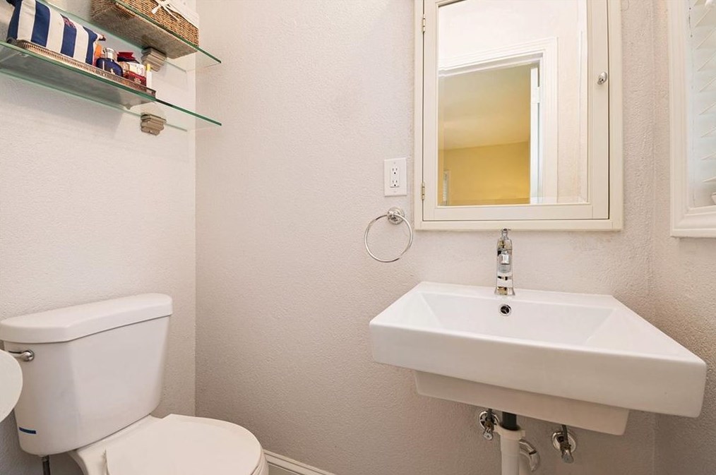 1353 Talcott Pl, Decatur GA  30033-3112 exterior