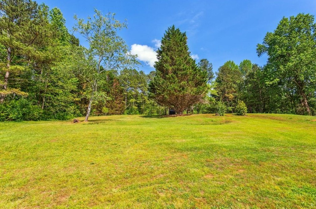 4082 Crabapple Dr, Gainesville GA  30507-9521 exterior