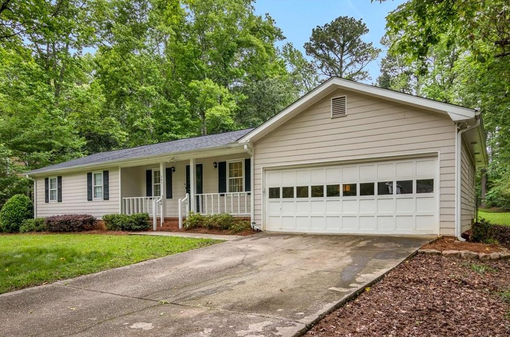 397 Windsor Farms Dr, Lawrenceville, GA 30046