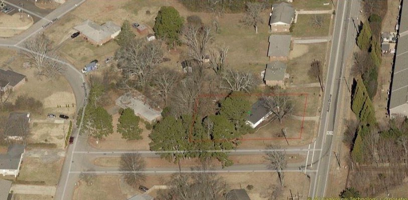 1589 Austin Dr, Decatur GA  30032-3837 exterior