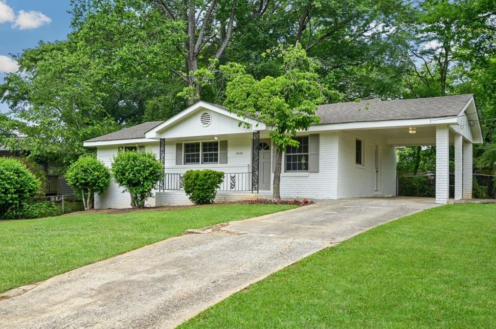 3050 Highland Dr, Smyrna GA  30080-3770 exterior