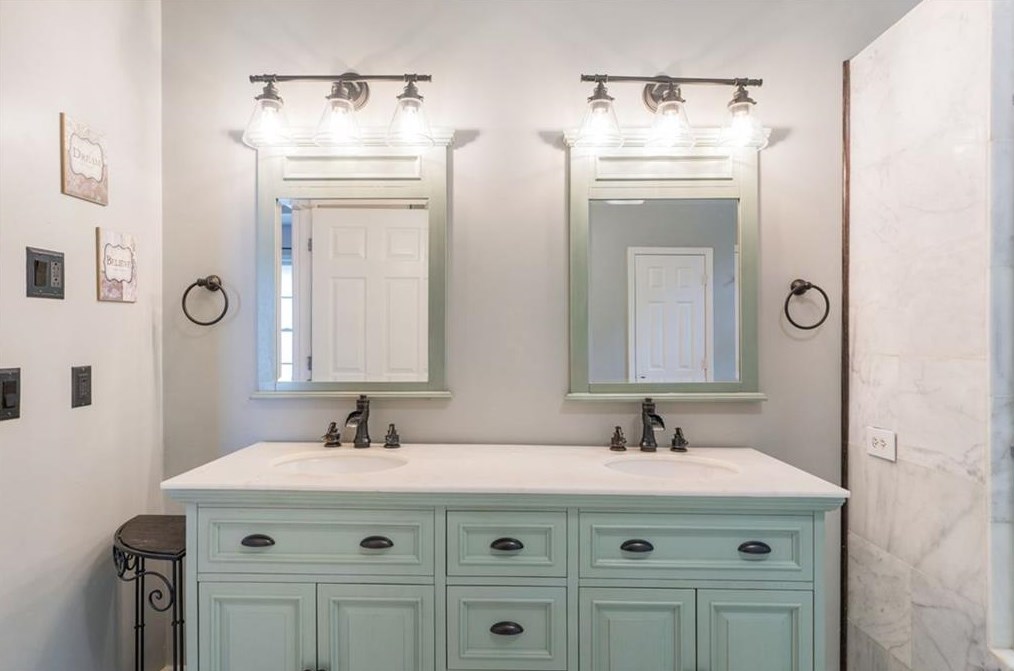 3338 Rose Rdg, Atlanta GA  30340-4074 exterior