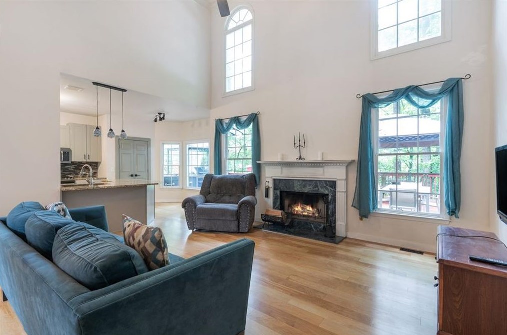 3338 Rose Rdg, Atlanta GA  30340-4074 exterior