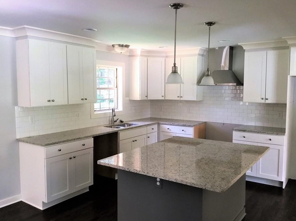 820 Highview Dr, Smyrna GA  30082-3449 exterior