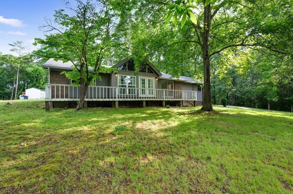 106 Keisha Ln, Calhoun, GA 30701