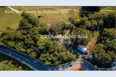702 Cheatham Hill Road SW, Marietta, GA 30064 - Photo 1