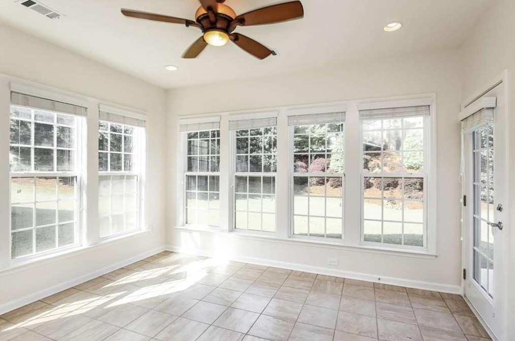 5986 Chimney Rock Dr, Hoschton GA  30548-4123 exterior