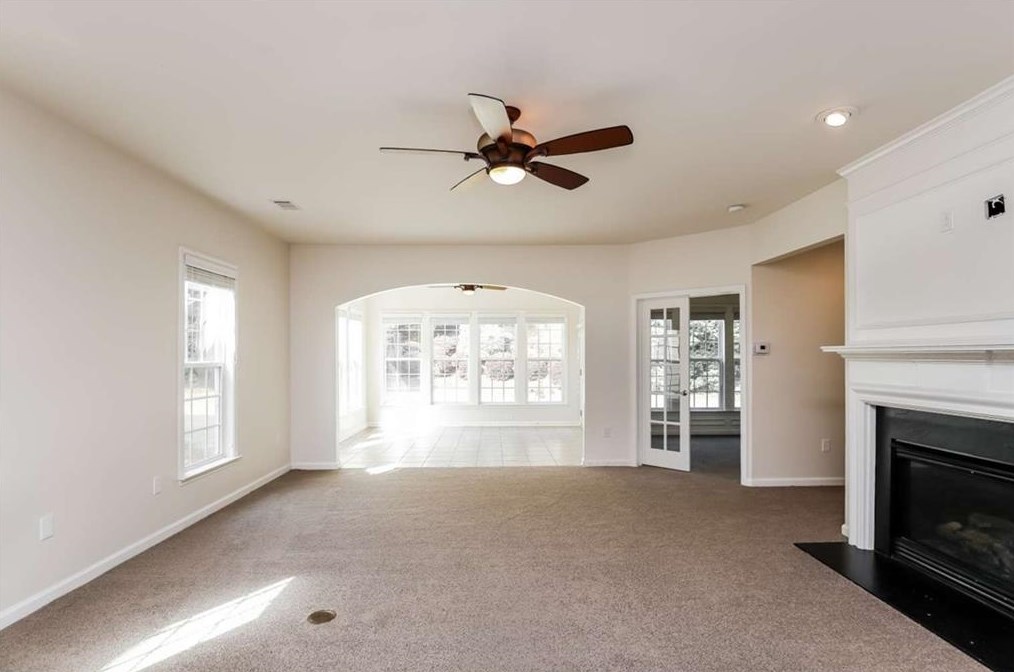 5986 Chimney Rock Dr, Hoschton GA  30548-4123 exterior