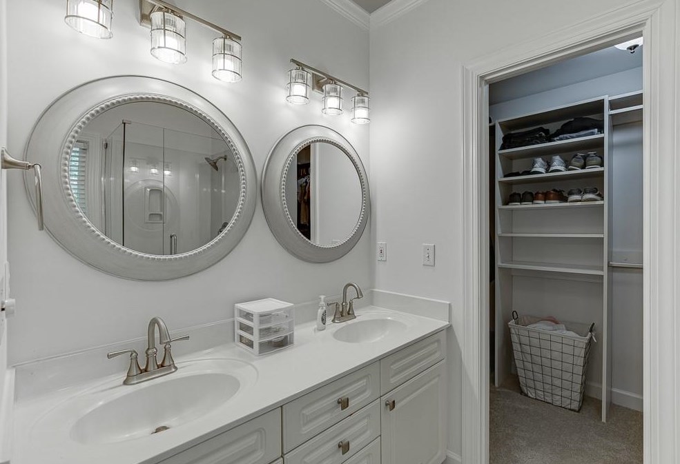 2909 Ringle Rd, Atlanta GA  30341-4715 exterior