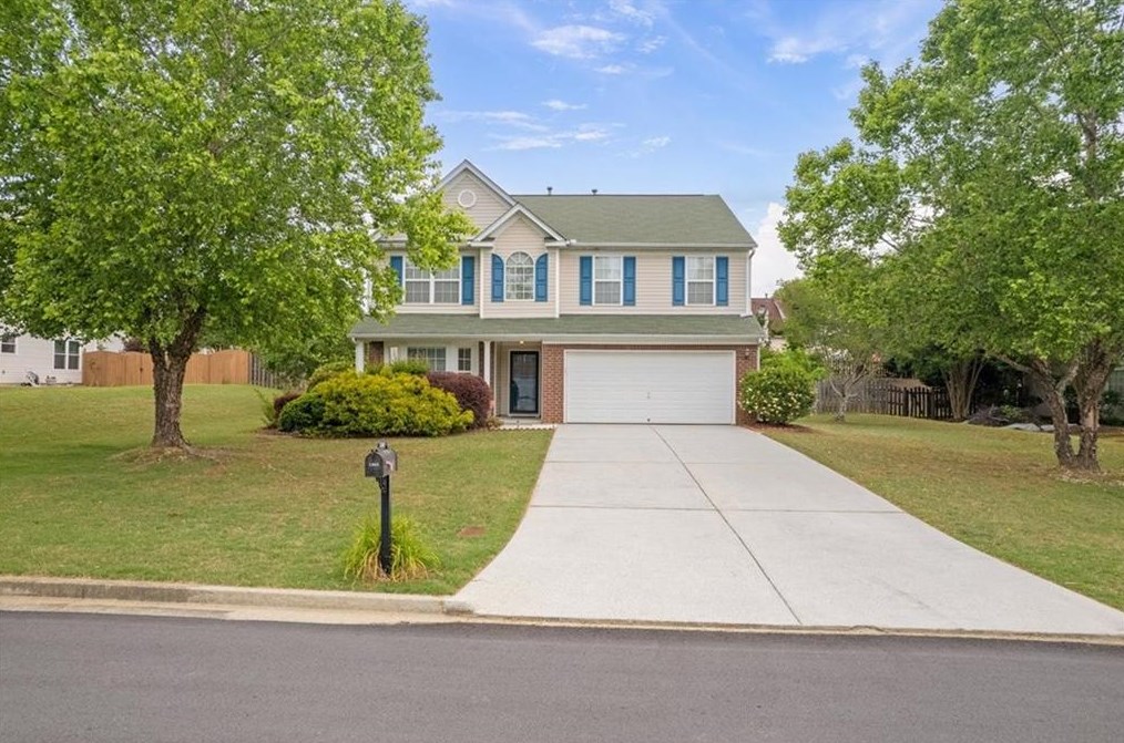 1365 Skipping Rock Ln, Grayson, GA 30017-2889