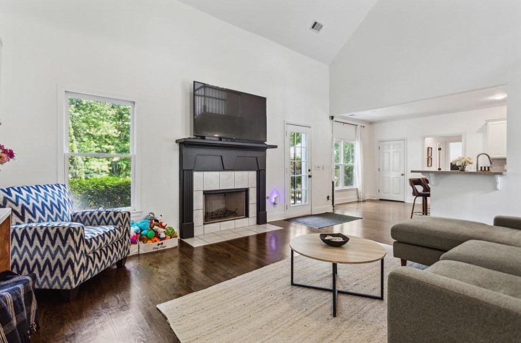 1161 Mclendon Dr, Decatur GA  30033-3918 exterior