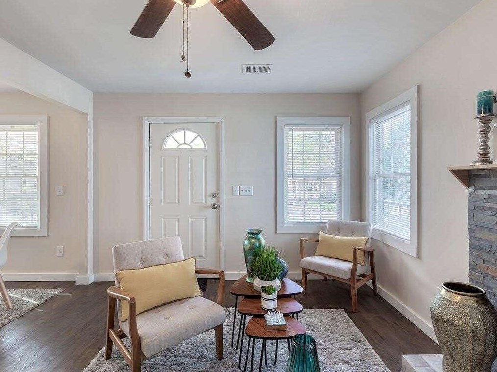 1873 Phillips Ave, Atlanta GA  30344-4654 exterior