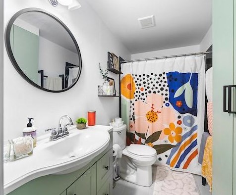 636 Rosedale Dr, Smyrna GA  30082-3364 exterior