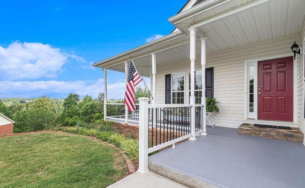 457 Nightdream Ln, Winder, GA 30680-3061