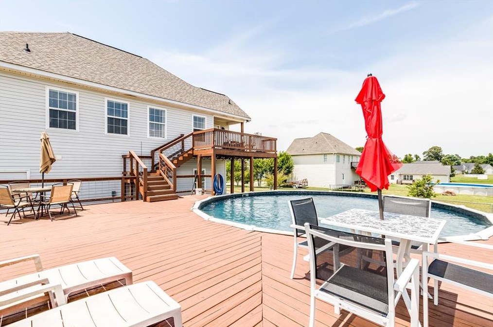 136 Peach Blossom Ln Se, Calhoun, GA 30701