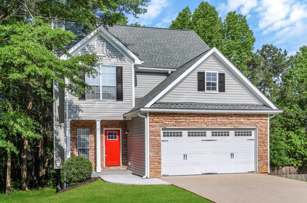 2104 Stoneview Dr, Lithia Springs, GA 30122
