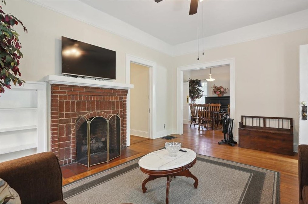 203 Winter Ave, Atlanta GA  30317-1425 exterior