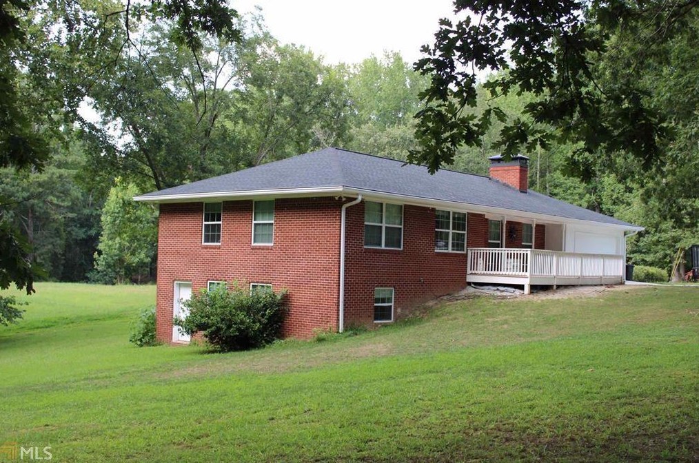 3290 Streetman Dr, Villa Rica, GA 30180