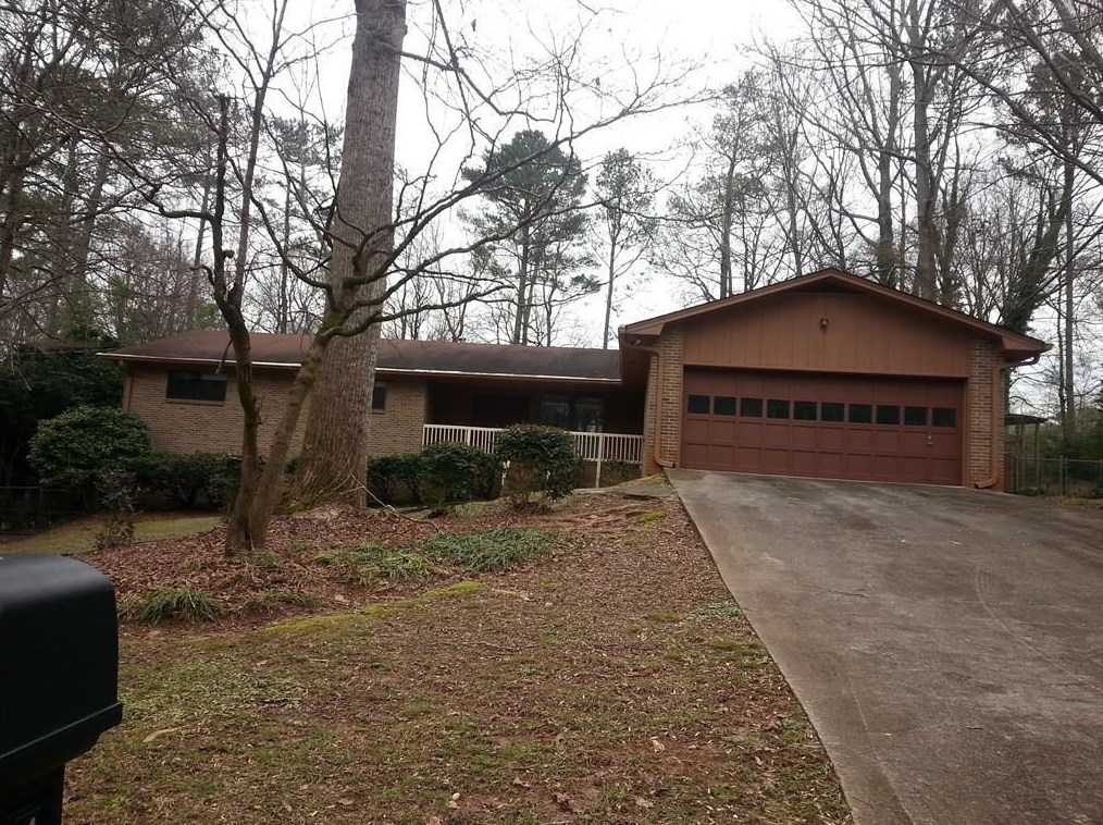 4746 Shagbark Ct Sw, Lilburn, GA 30047
