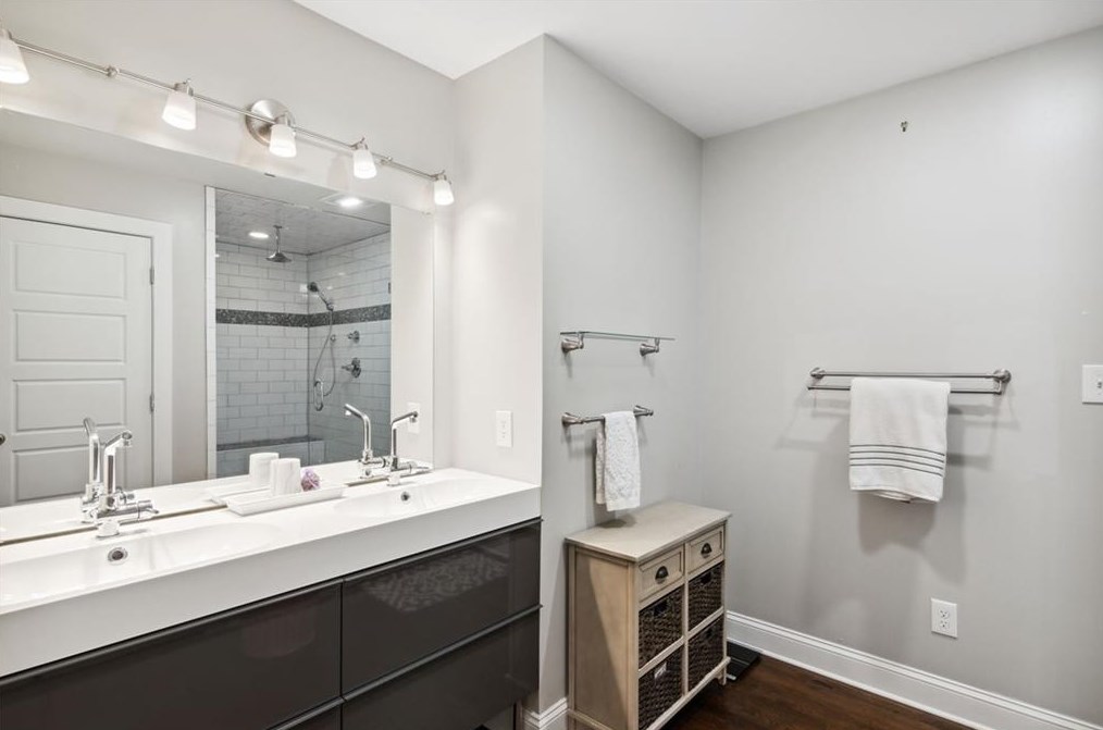 704 Medlock Rd, Decatur GA  30033-5513 exterior