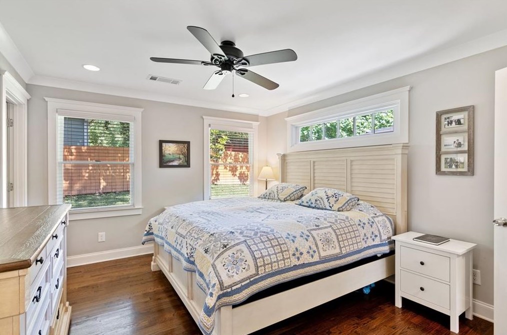 704 Medlock Rd, Decatur GA  30033-5513 exterior