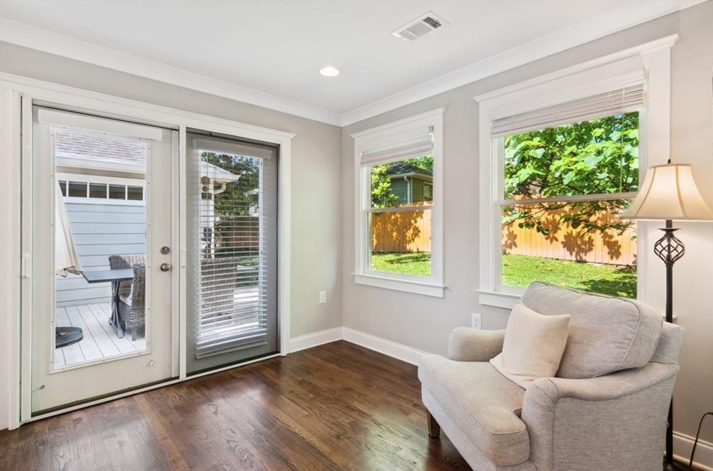 704 Medlock Rd, Decatur GA  30033-5513 exterior