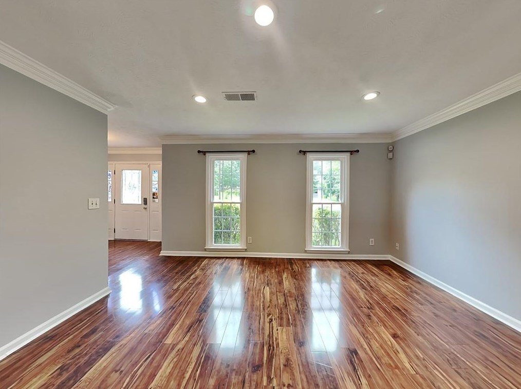 632 Longbow Ct, Stone Mountain, GA 30087