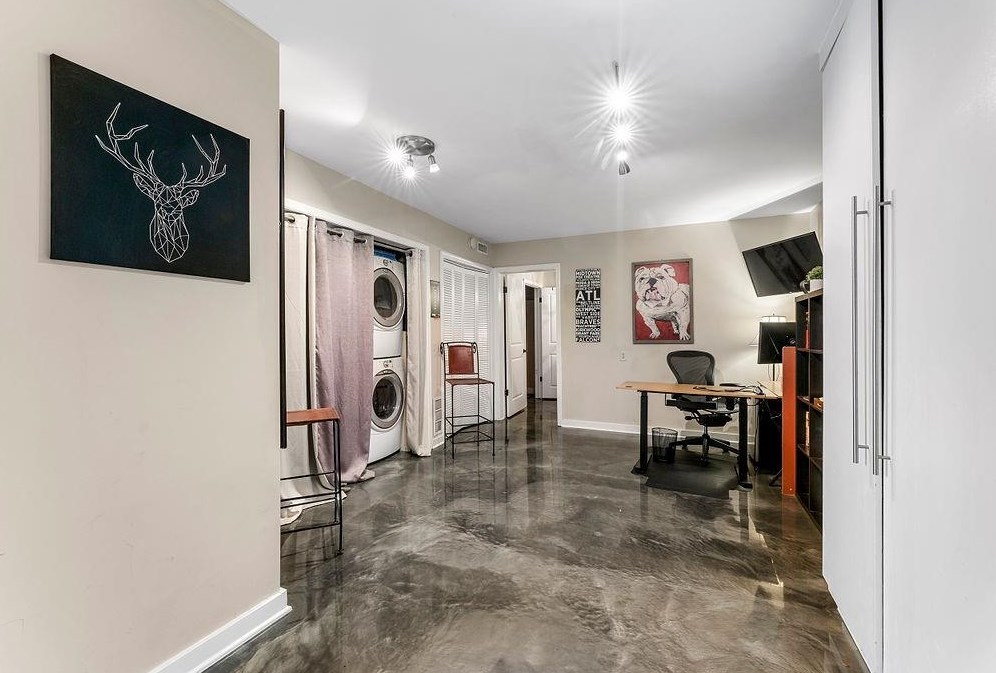 661 Park Village Dr, Atlanta, GA 30306-4451