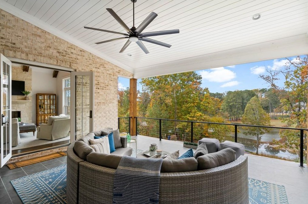 16038 Manor Club Dr, Alpharetta GA  30004-8848 exterior